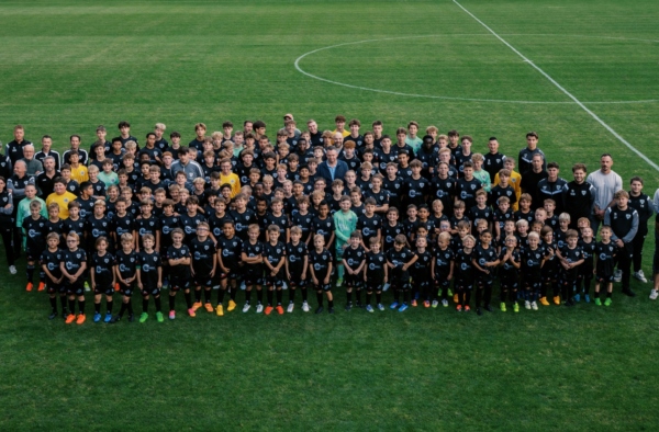 📸 De foto’s van onze ploegenvoorstelling staan online!